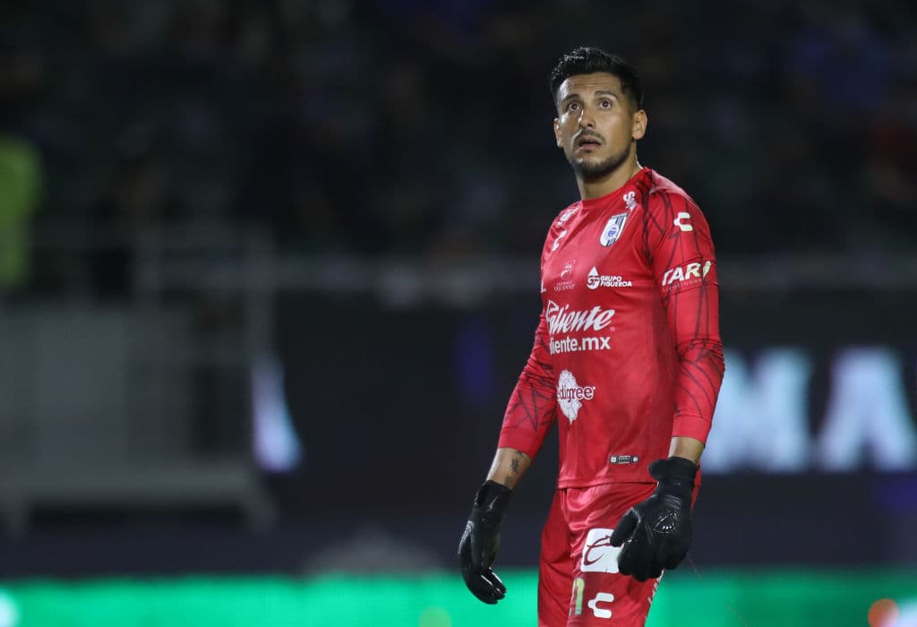 Aristeguieta (18’), Sanvezzo (35’) y Nico Díaz (80’) marcaron los tantos del partido. Ambos conjuntos acumulan 10 unidades en el Guard1anes 2021.