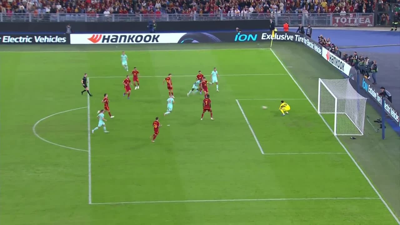 ¡TIRO ATAJADO! disparo por Oscar Dorley.