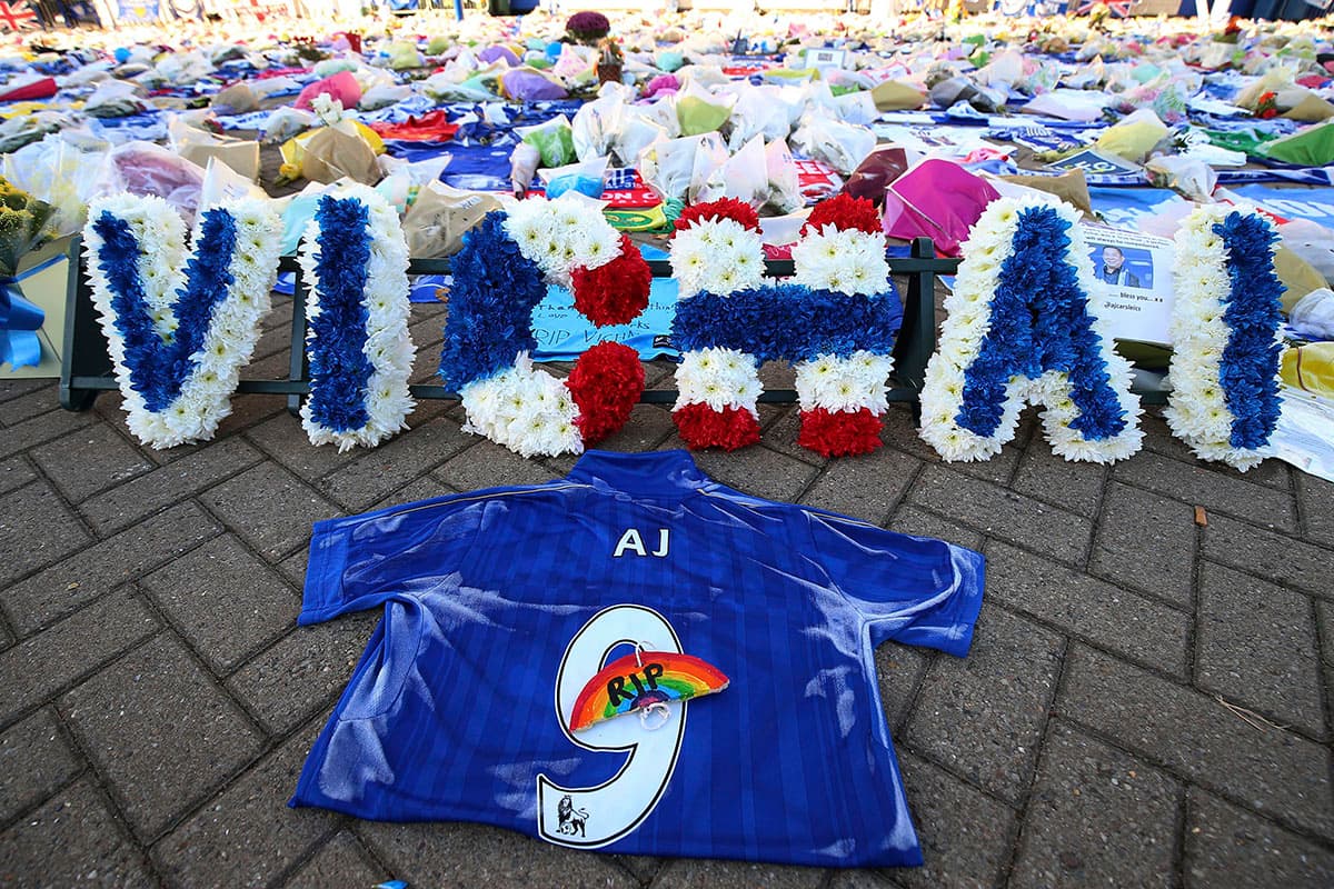 El funeral de Vichai Srivaddhanaprabha tendrá su inicio este sábado y tendrá honores reales en Tailandia.