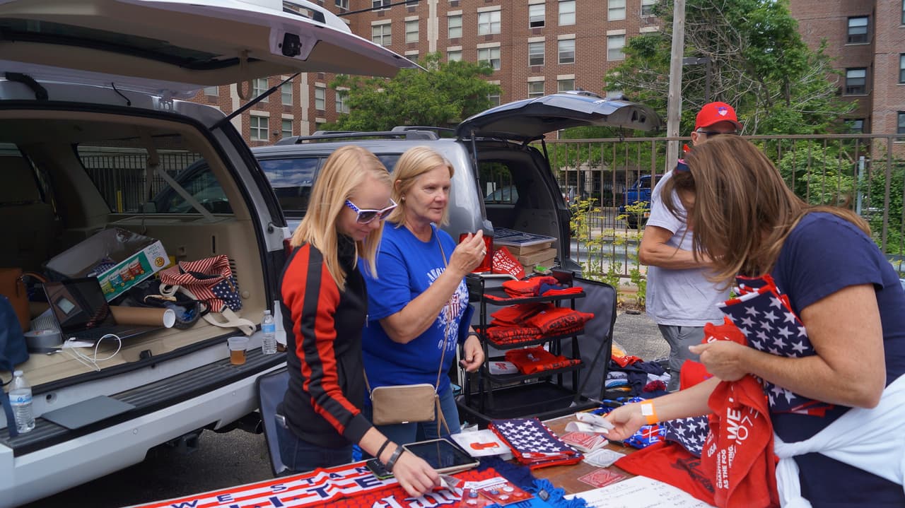 Los aficionados de Estados Unidos y Costa Rica se dieron cita en el Soldier Field de Chicago en duelo del Grupo A de la Copa América Centenario.