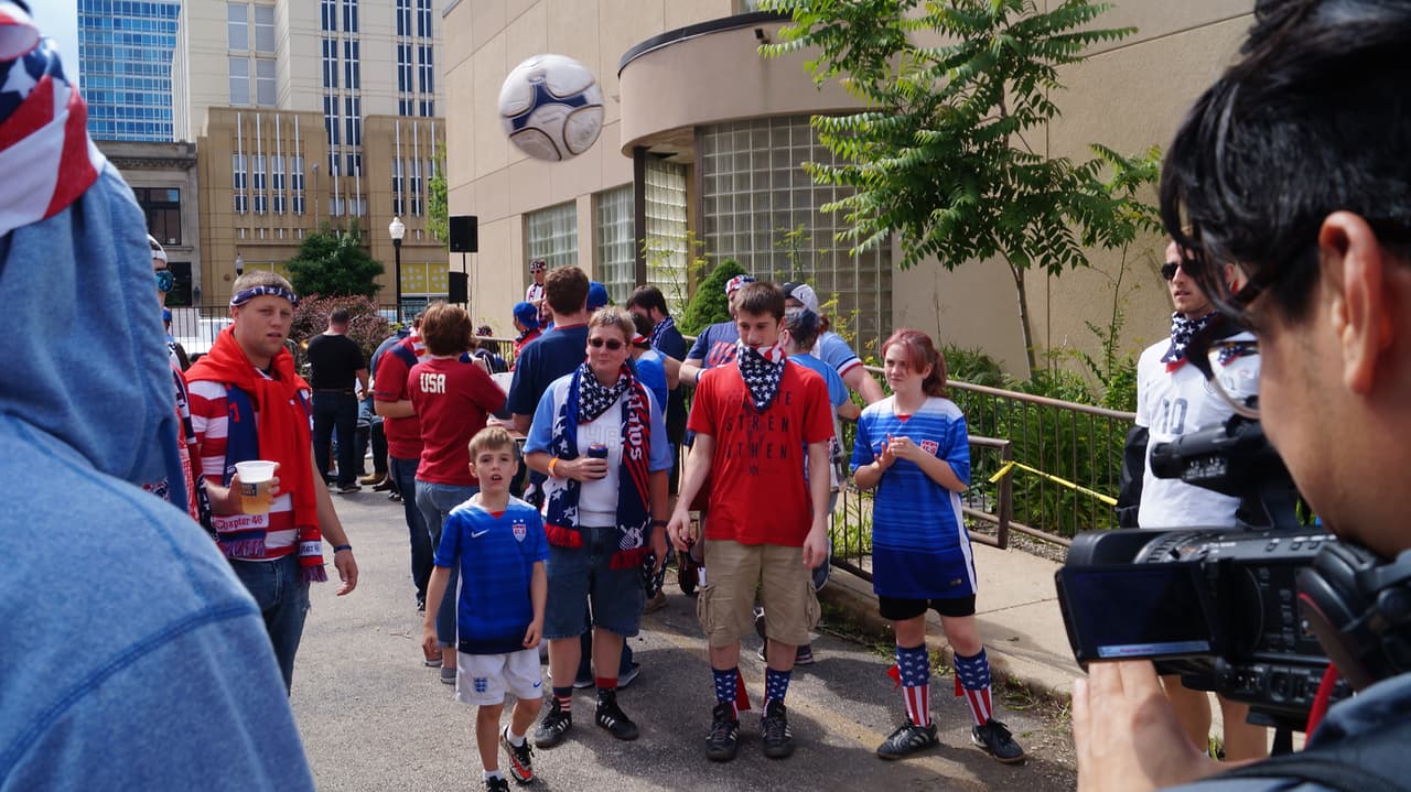 Los aficionados de Estados Unidos y Costa Rica se dieron cita en el Soldier Field de Chicago en duelo del Grupo A de la Copa América Centenario.