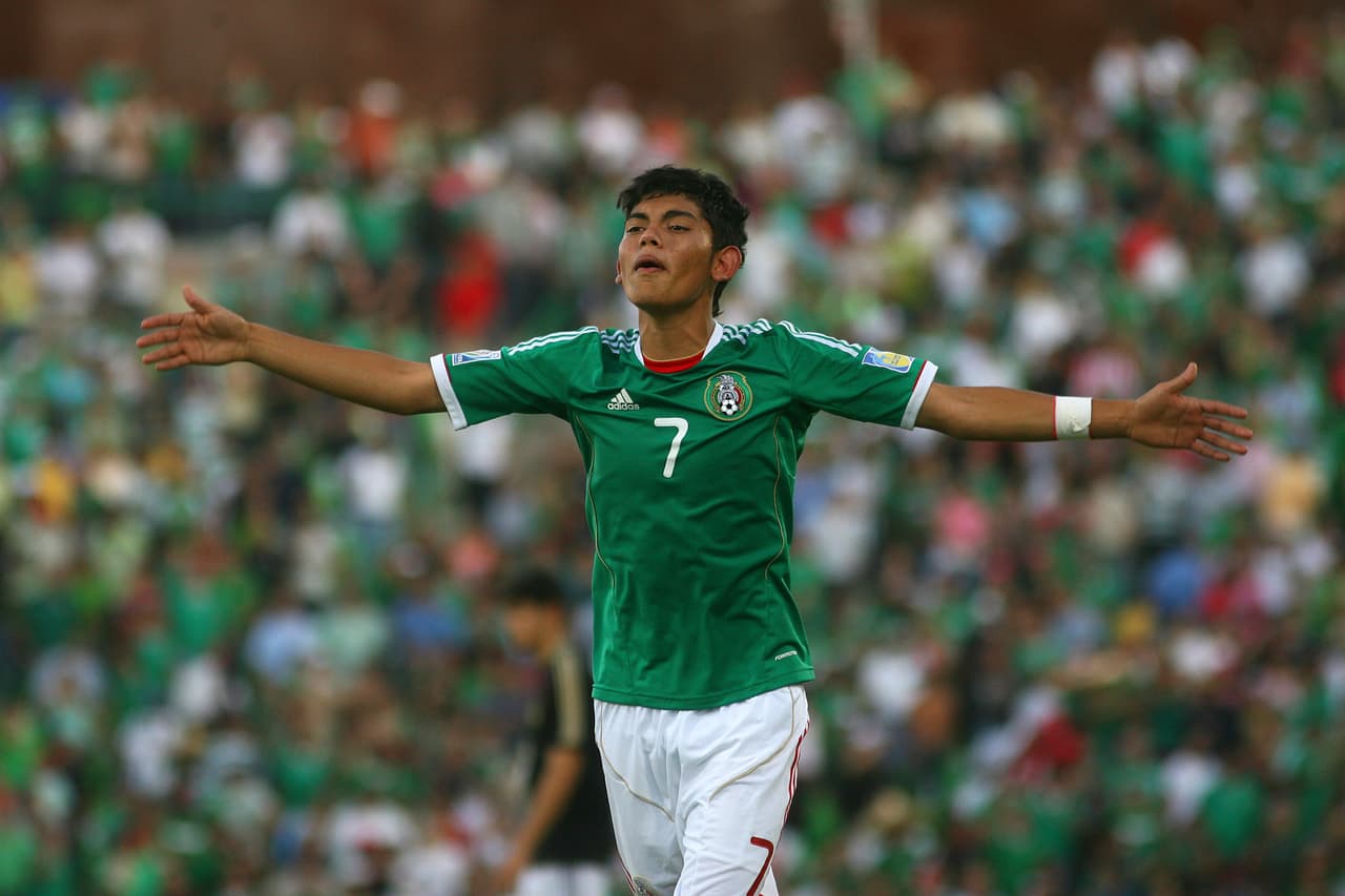 Jorge Espericueta fue campéon del Mundial Sub-17 del 2011, galardonado con el Balón de Plata al segundo mejor jugador del torneo. Fue pieza clave de aquella selección.