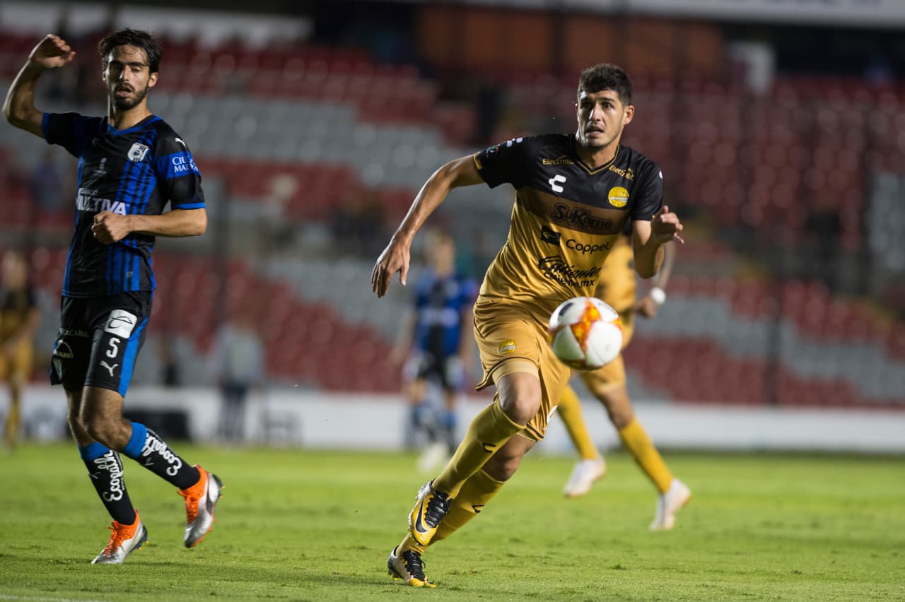 Tarde, muy tarde pero cayó el primer gol de Dorados. fue a los 88 minutos gracias a un buen remate en el área de Fernando Arce. Se abrió la puerta para el empate.