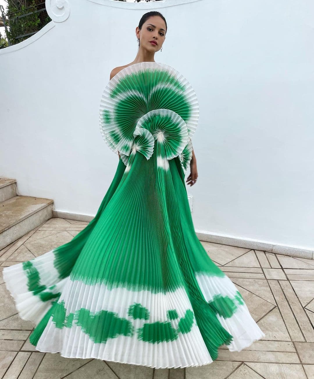 Los últimos proyectos de la mexicana fueron ‘I Care a Lot’, que se estrenó en Netflix y ‘Godzilla vs. Kong’, donde compartió créditos con el mexicano Demian Bichir.