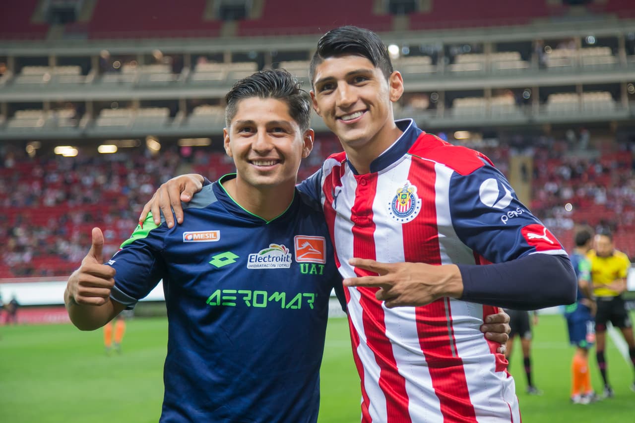El Estadio Chivas además permitió el reencuentro en cancha, como rivales de Alan Pulido y su hermano, Armando, integrante de Correcaminos.