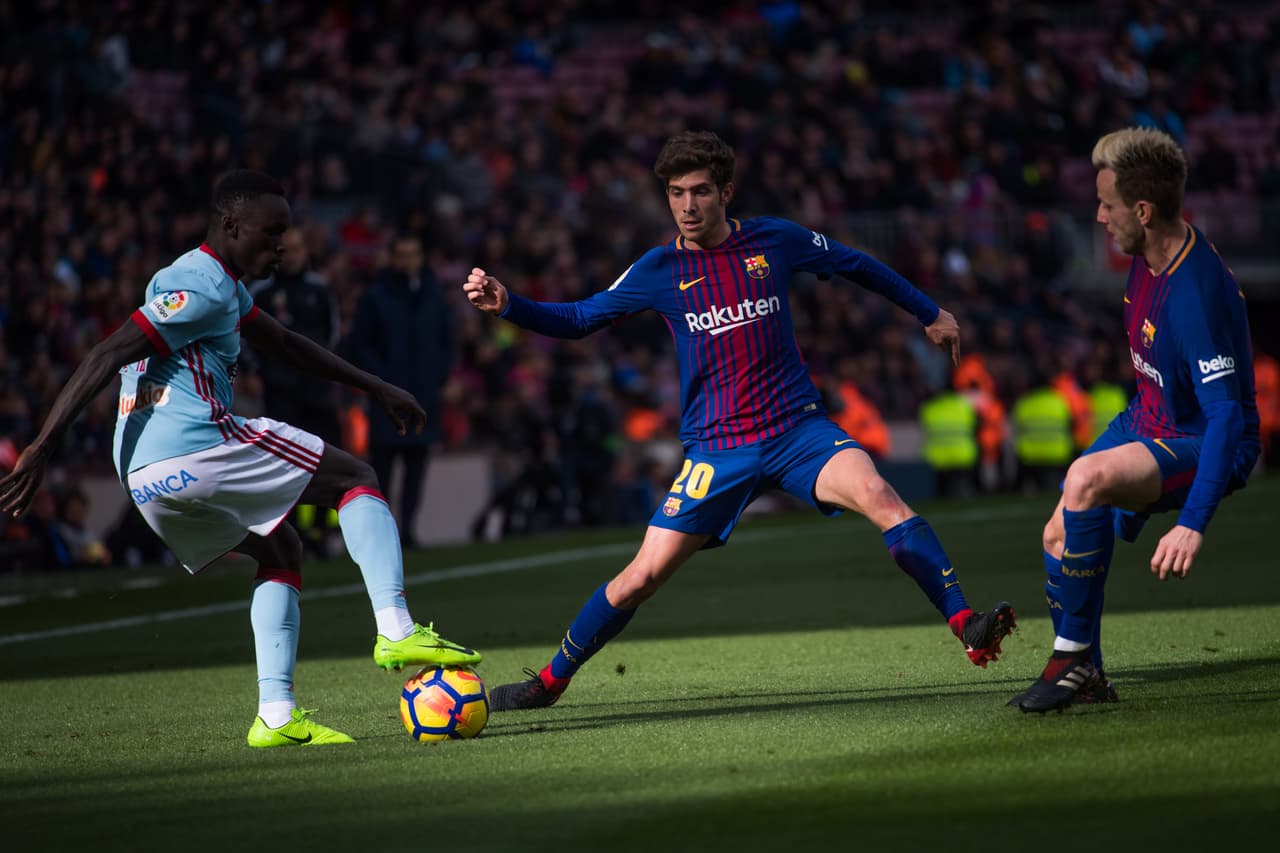 Celta evitó que Barcelona lo superara, a pesar de que en los últimos 15 minutos se llenó de amonestados, cinco en total, en su esfuerzo defensivo.