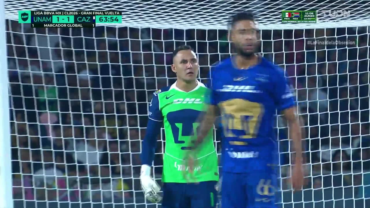 ¡Piovi quiso sorprender a Keylor con un bombazo pero el tico nos regaló otra tajada espectacular!