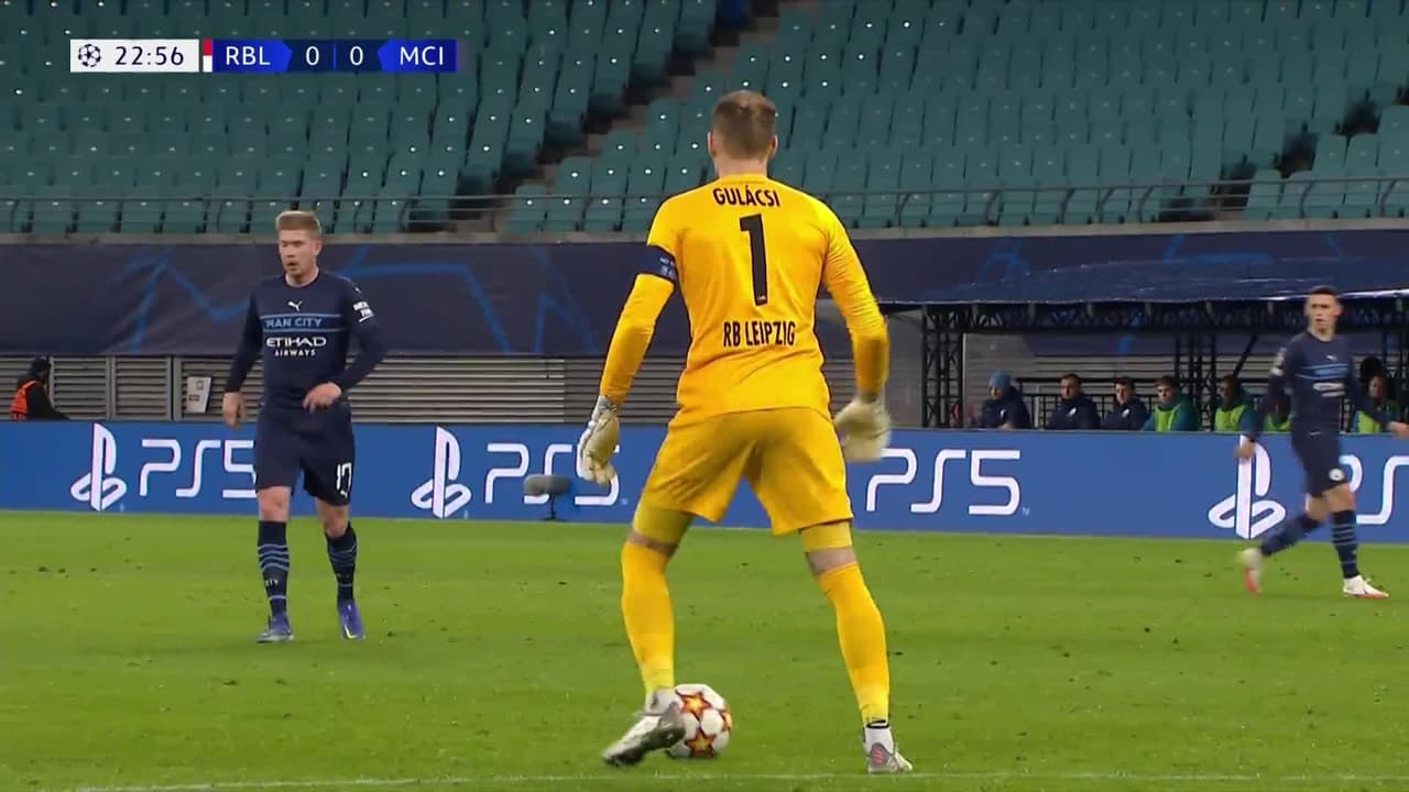 ¡GOL!  anota para RB Leipzig. Dominik Szoboszlai