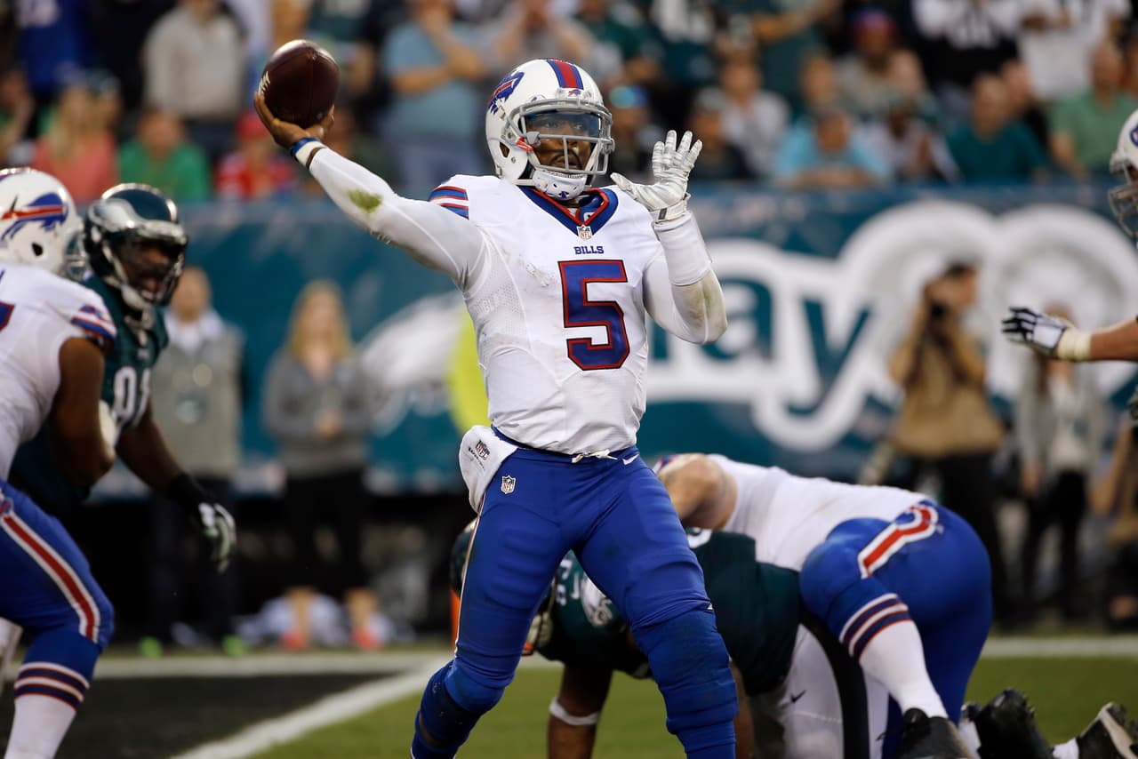 Los Philadelphia Eagles vencieron 23 - 20 a los Buffalo Bills para colocarse con marca de 6 - 7 en la pelea por el título divisional en el Este de la NFC.