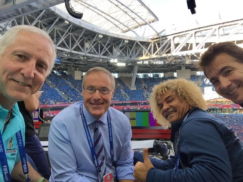 El colombiano Carlos 'El Pibe' Valderrama fue uno de los invitados de lujo para ver el encuentro entre Chile y Alemania.