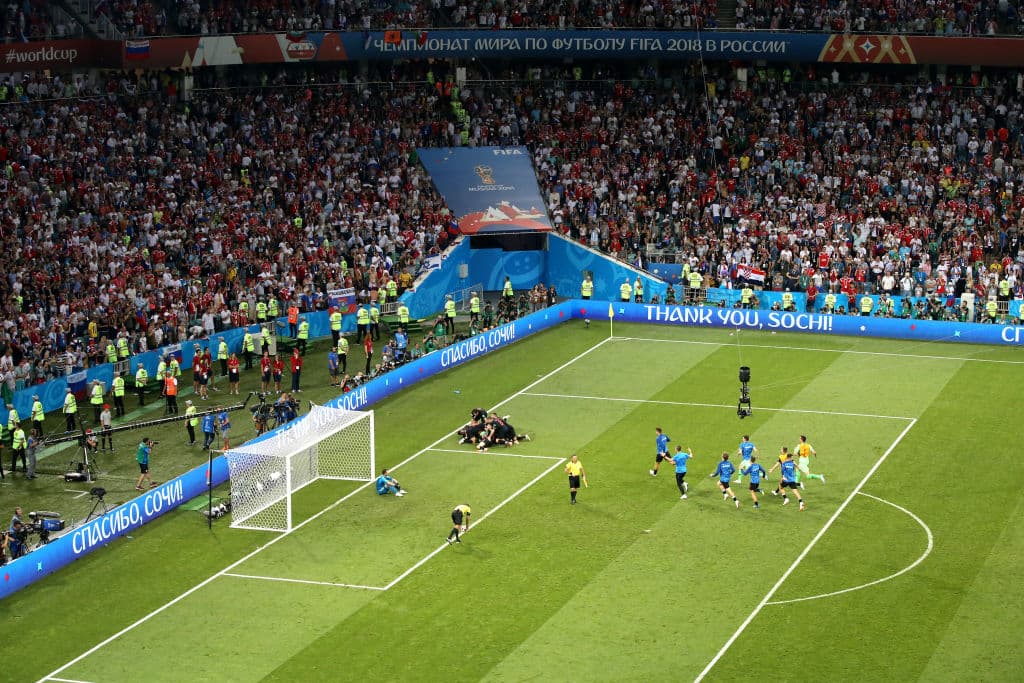 Pero en la definición desde el punto penal se consumó la eliminación rusa por 4-3 a manos de los croatas, que tuvieron en Ivan Rakitic al cobrador del tanto decisivo.