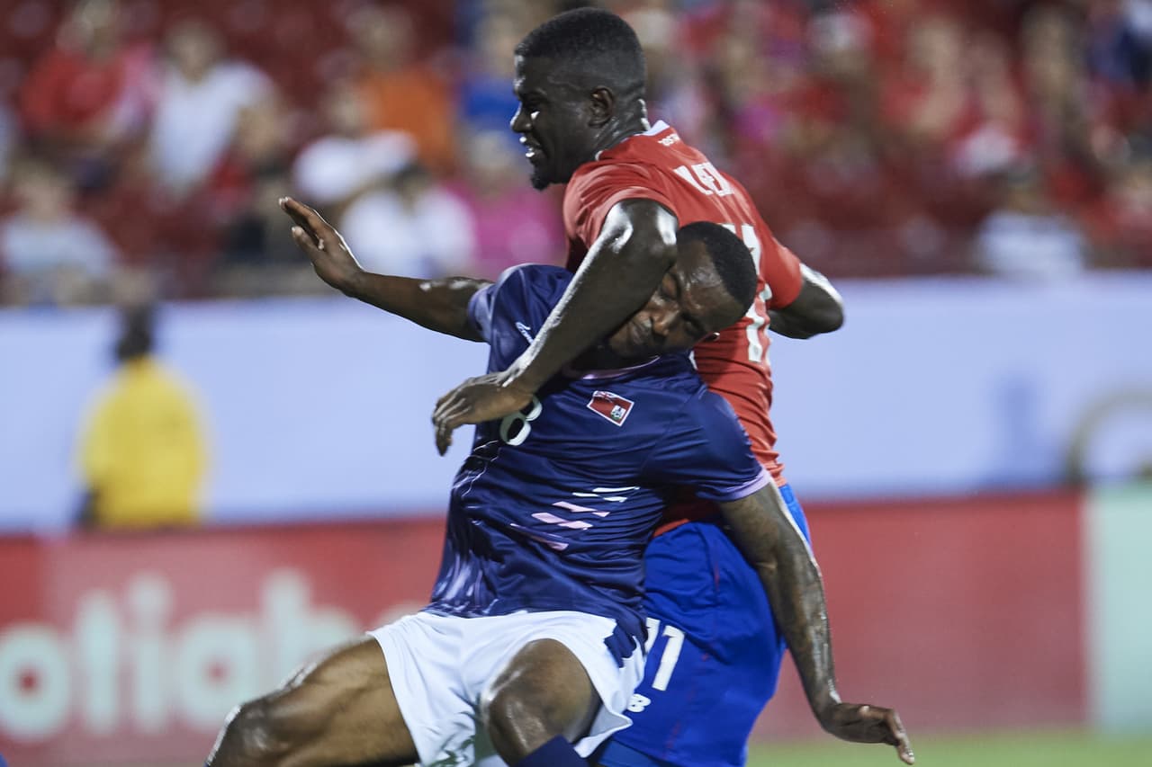 Las selecciones de Costa Rica y Bermudas se vieron las caras en Toyota Stadium, en Frisco, Texas, por el Grupo B de la Copa Oro 2019. Costa Rica se adelantó en el marcador con gol de Mayron George a los 30 minutos. Más tarde, con gol de Elías Aguilar, los Ticos aumentaron a 2-0 la ventaja pero a los 59 minutos, de penalti, Nahki Wells descontó por los bermudeños.