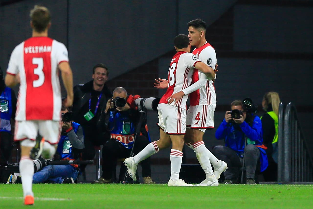 Fue titular en el empate con el el PSV y en la victoria frente al Lille en Champions Legaue donde marcó un gol.