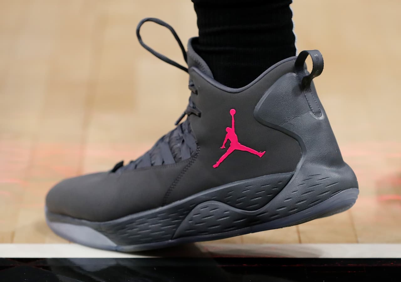 Los tenis de Jabari Parker #5 de Atlanta Hawks.