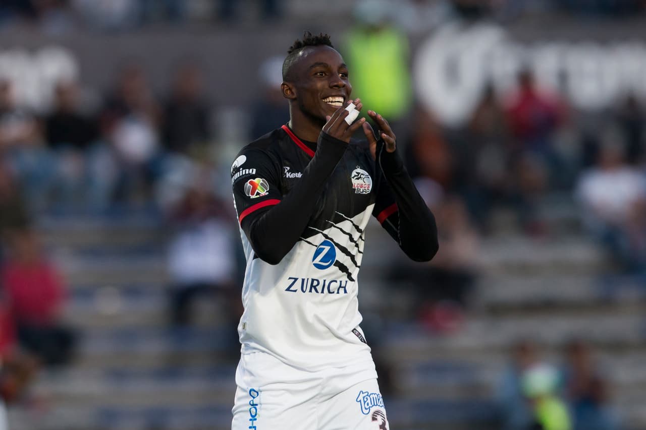 Rumor / Luego de ser la gran figura de Lobos, el colombiano Julián Quiñones tendría varios pretendientes. Tigres, dueño de su pase, solo lo vendería así que es probable que regrese a las toldas Universitarias.