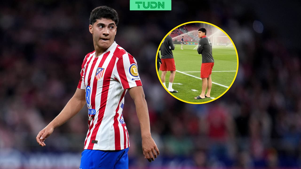 Obed Vargas admira el Camp Nou en su primera visita antes del duelo ante Barcelona