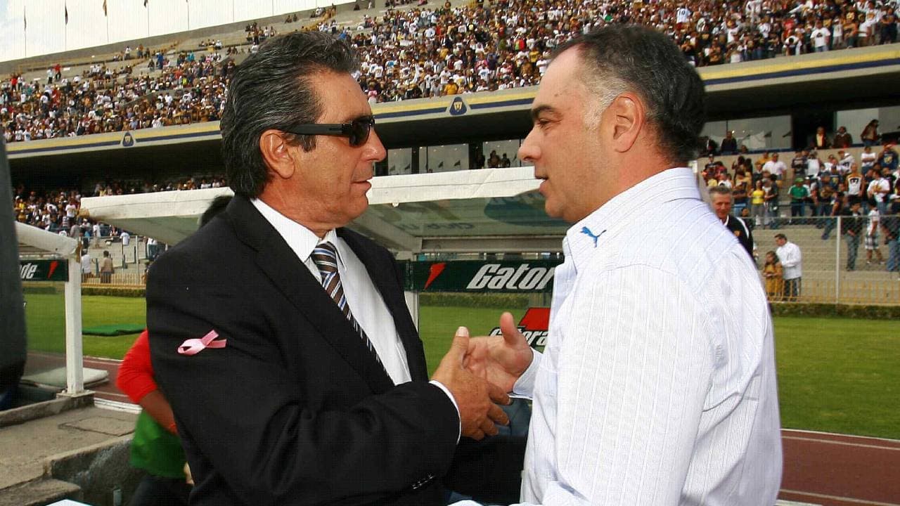 Con el conjunto michoacano llegó hasta la única final que ha dirigido; cayó ante los Pumas de la UNAM.