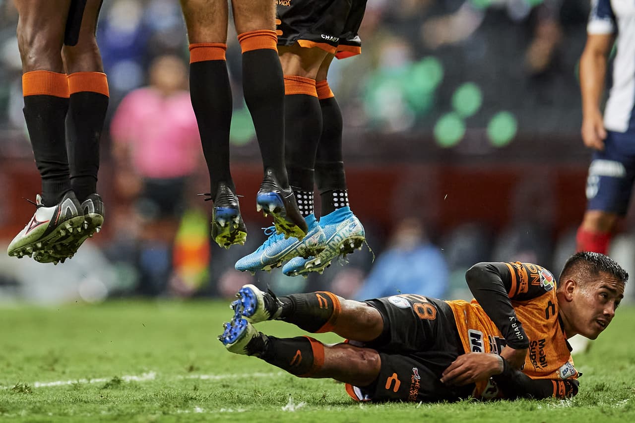 Pachuca defendió la ventaja con todo.