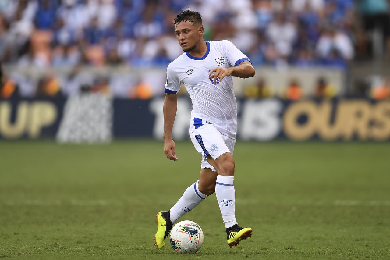 El Salvador tuvo complejidades en su juego inaugural pero se impuso por la mínima diferencia ante Curazao.