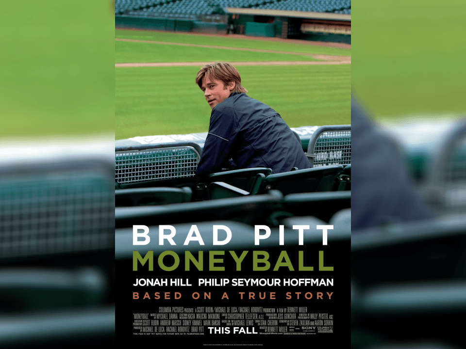 Moneyball / El juego de la fortuna | Cuenta la historia de Billy Beane, un manager de baseball que cambió por completo la ciencia de la evaluación de jugadores drásticamente en 2002, después de tener una temporada legendaria con un equipo de bajo presupuesto.
