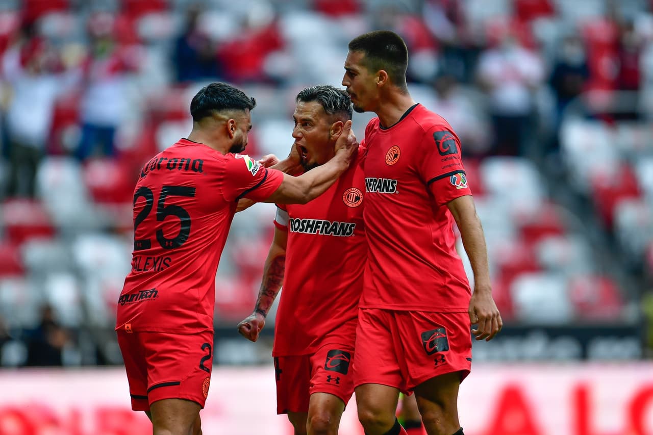 Ian González se estrena con el Toluca en el vibrante empate 2-2 frente a Mazatlán.