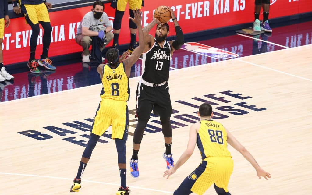 Clippers vence a Pacers para hilvanar seis triunfos