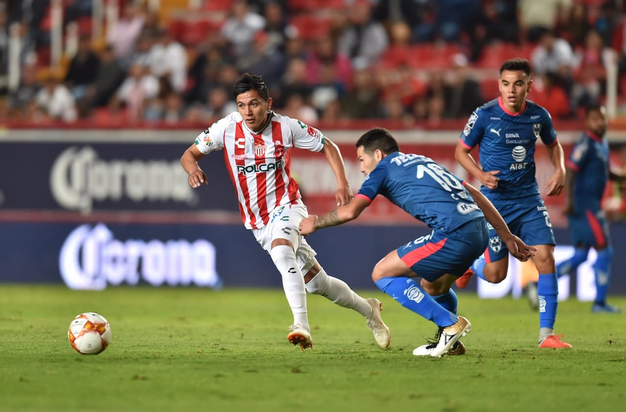 Durante los primeros minutos ambos equipos mostraron intensidad.