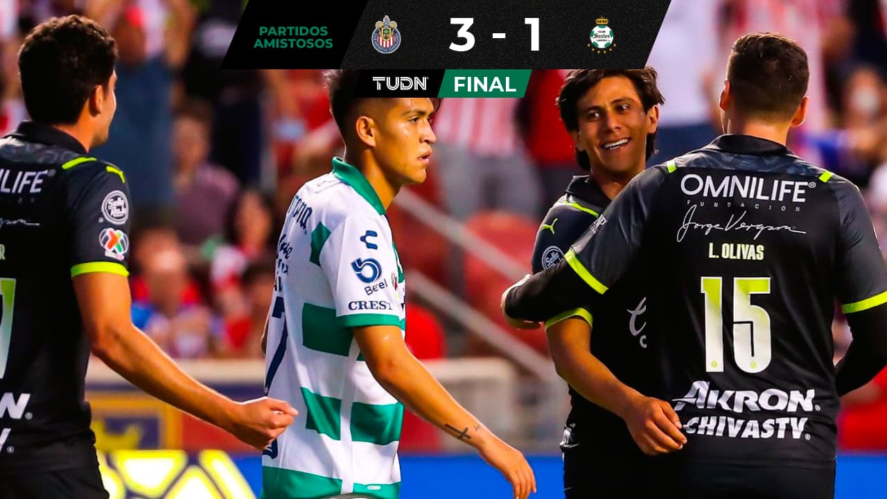 Chivas derrota a Santos con un doblete de Macías en Salt Lake City