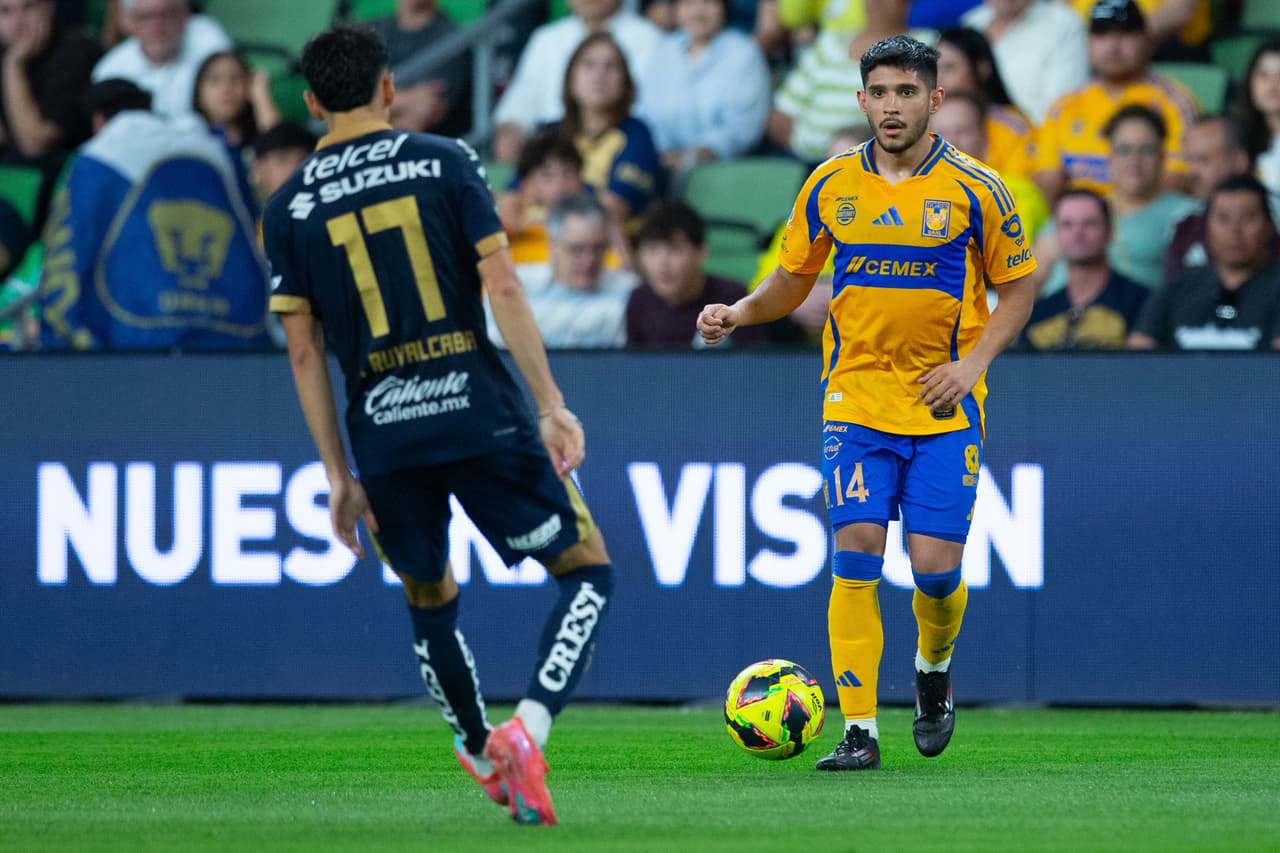14 - Jesús Garza, 25 años, lateral derecho mexicano. Valor: 2,348,660 USD.
