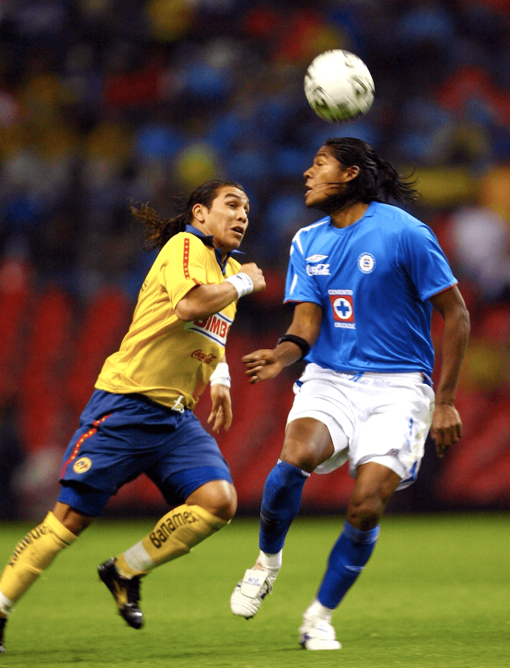 Durante siete torneos seguidos, del Apertura 2006 al Apertura 2009, Salvador enfrentó en todas las ocasiones a Cruz Azul y nunca perdió.
