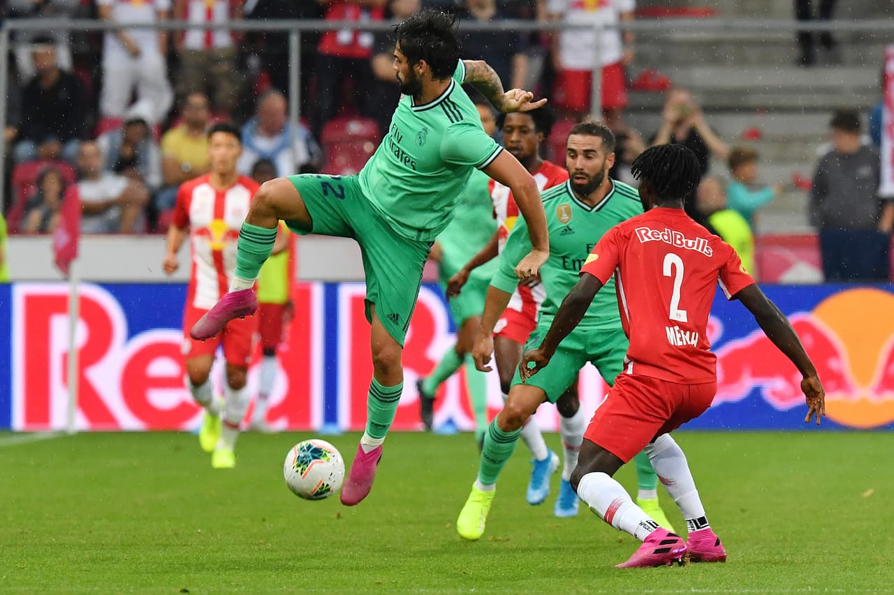 Isco Alarcón fue importante y el encargado de enlazar con Hazard y Benzema. En defensa fue interior y cuando el madrid atacaba, mediapunta.