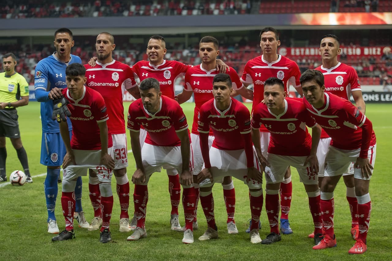 El equipo titular de los Diablos fue Talavera; Mora, Maidana, González, Barrientos, Salinas, Medina, Ríos, Acero, Abella y Gigliotti.