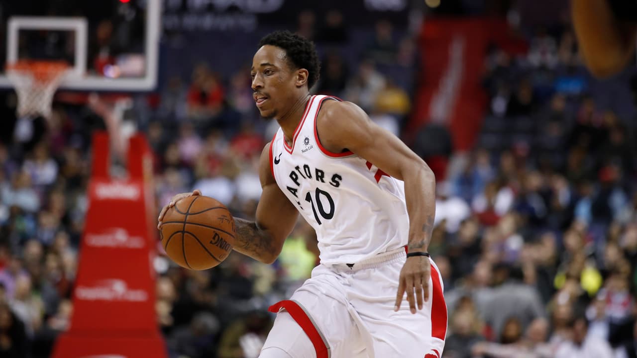 DeRozan lidera quinta victoria consecutiva de Raptors