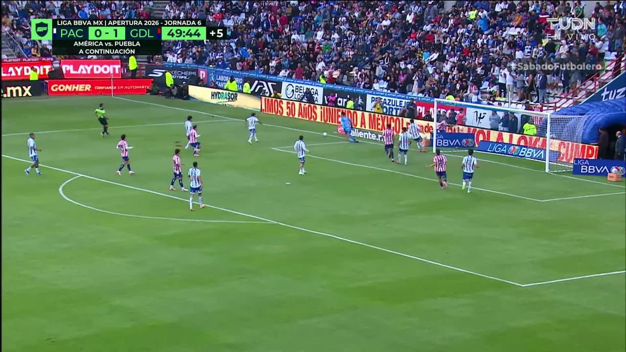 ¡TIRO ATAJADO! disparo por Miguel Gómez.
