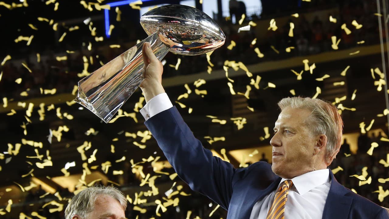 John Elway ha sido campeón como jugador y gerente general con los Broncos.