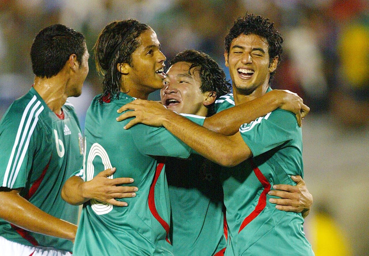 Fue un 12 de septiembre de 2007 cuando el ‘Bombardero’ debutó con la selección mayor en un duelo ante Brasil y, un mes más tarde, marcó su primer gol ante el representativo guatemalteco.