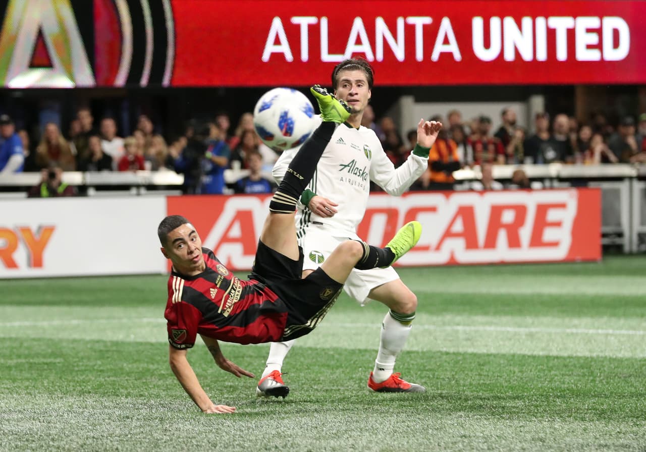 Newcastle podría meterle reversa a las negociaciones por Miguel Almirón de Atlanta United