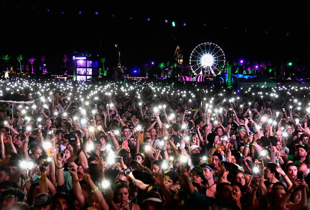Coachella también se vio envuelta recientemente en una demanda, que acusó a Live Nation de infracción de marca registrada por vender boletos o anunciar un evento con su nombre original, "Coachella Day One 22".
