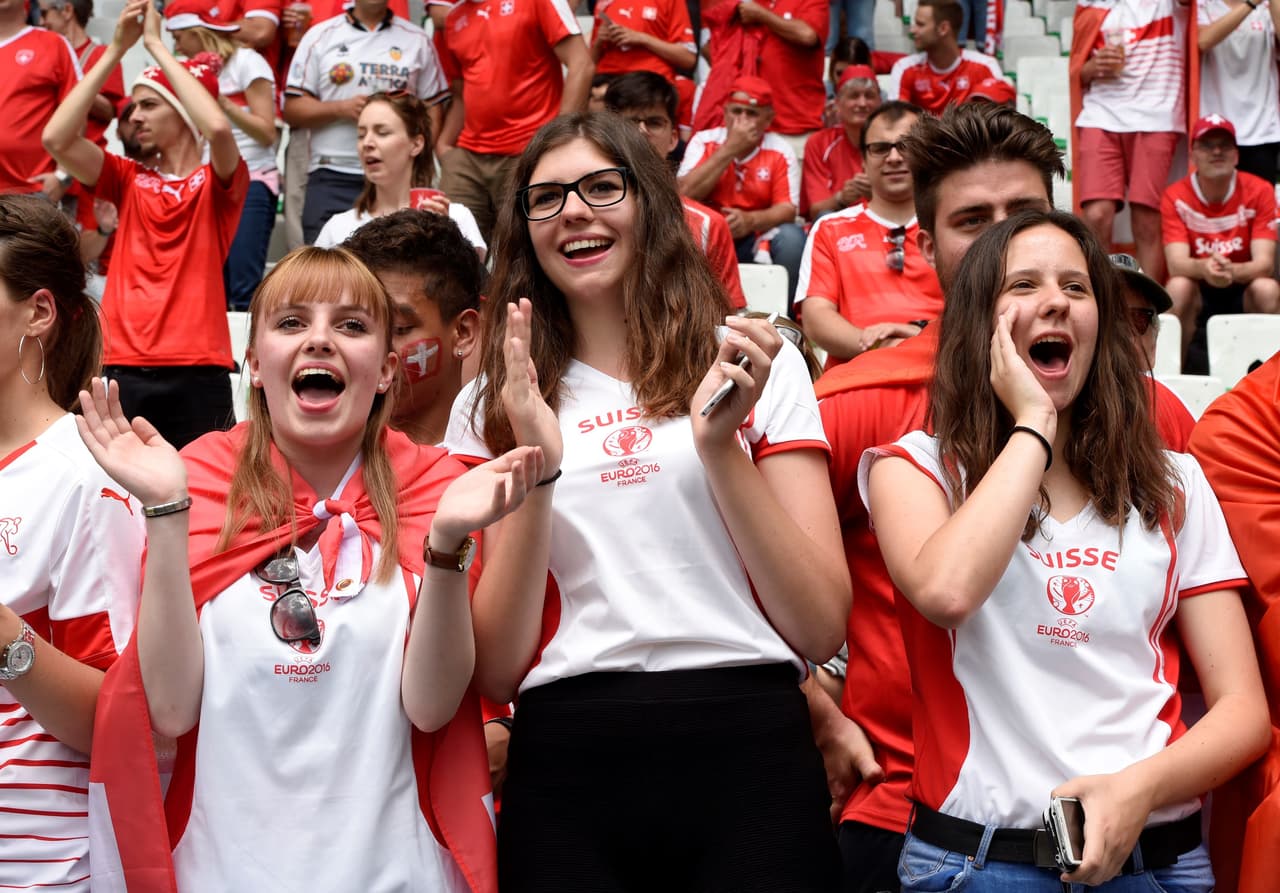 Suizas, norirlandesas, galesas, polacas, croatas y portuguesas, las chicas de la jornada en el arranque de los octavos de la Eurocopa 2016.