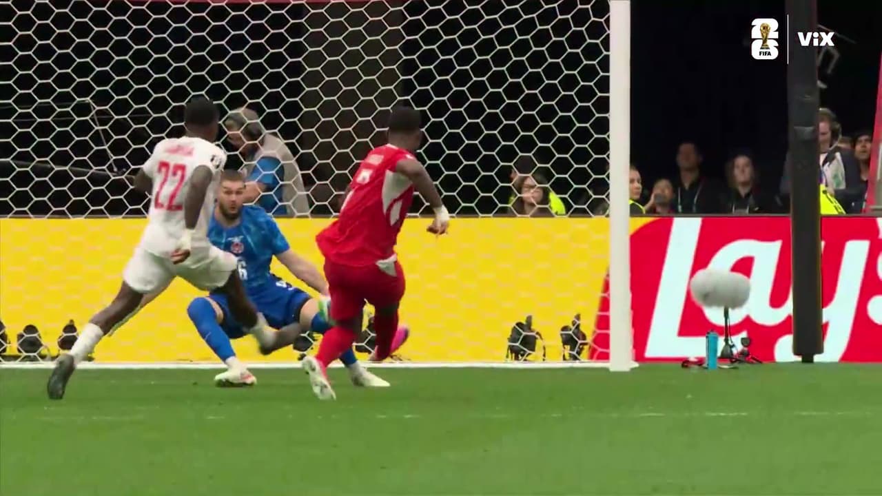 ¡Crépeau se viste de héroe! Canadá se salva del primero de Suiza