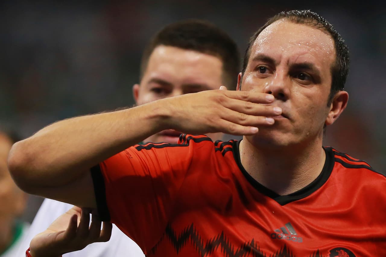 El reconocimiento mundial de 'Temo' se dio en gran parte por sus actuaciones con el Tri, con el que disputo tres mundiales y marcó tres goles en cada uno. Un crack inolvidable.