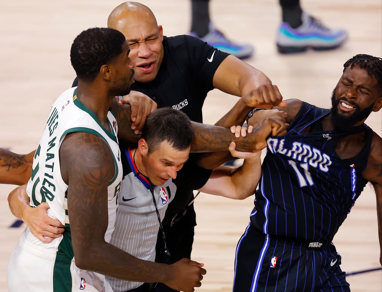 Orlando Magic 107-121 Milwaukee Bucks