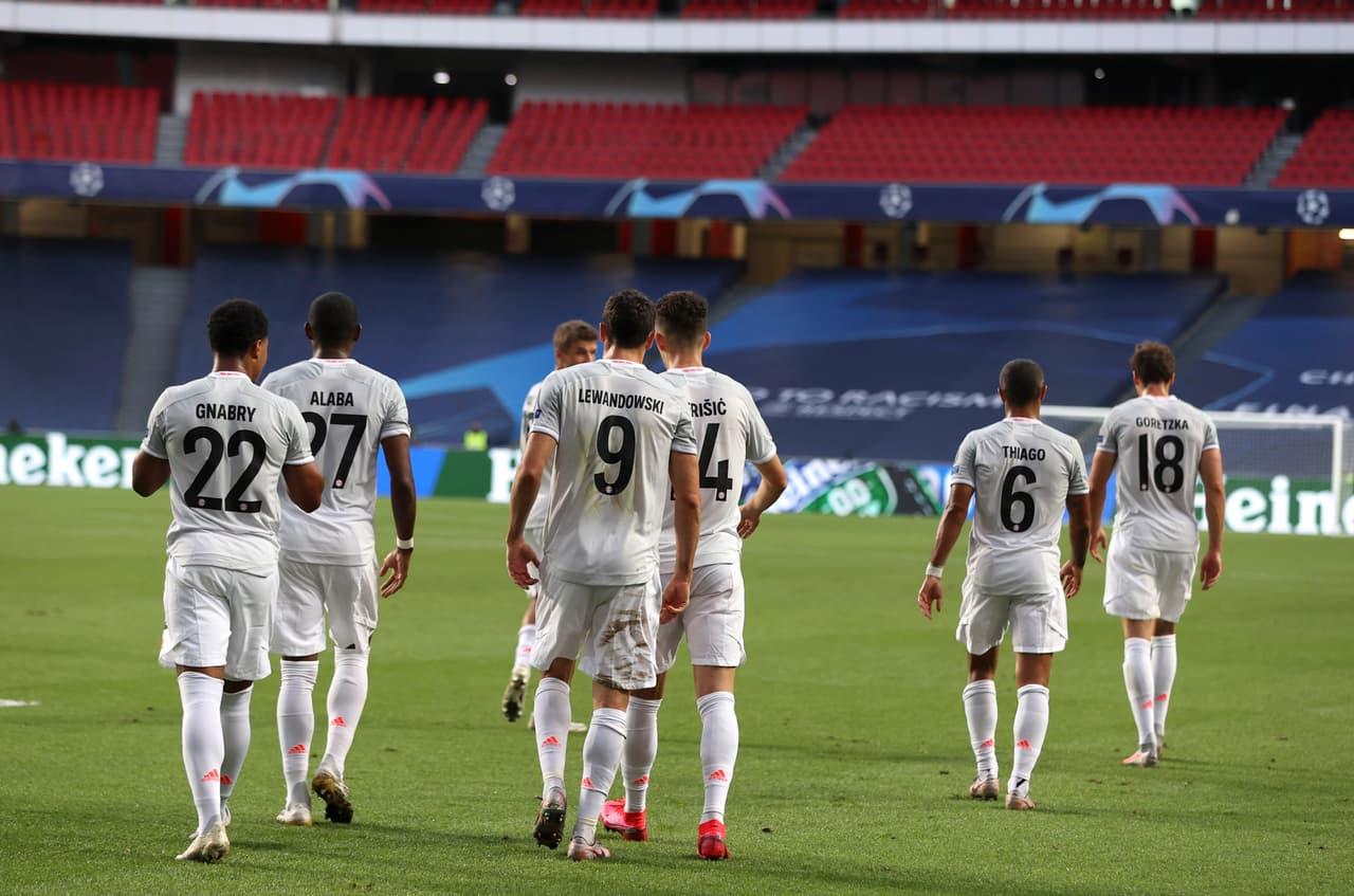 Bayern apaleó al Chelsea 7-1 y al Barcelona 8-2 en los Octavos y Cuartos de Final, respectivamente.
