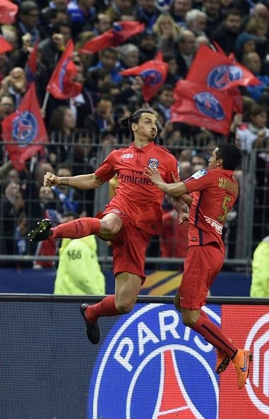 Zlatan Ibrahimovic hizo el primero de penalti a los 21 minutos y el segundo al final de la primera parte.