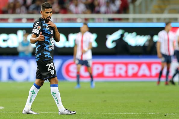 Franco Jara dio una muestra de lo que sería la noche con el primer gol del partido al minuto 8.