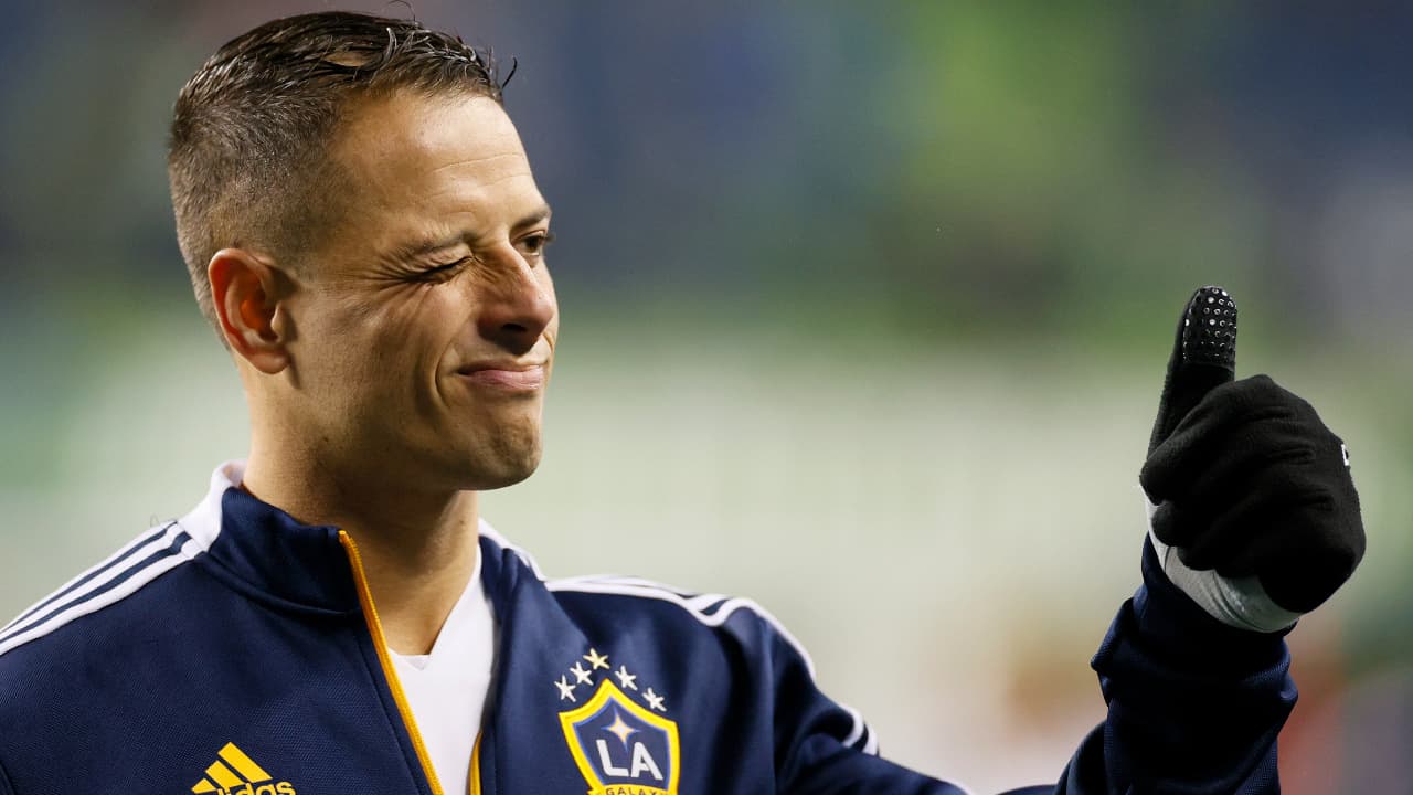 Chicharito responde a elogios de Gignac: "Por algo le va bien en la vida"