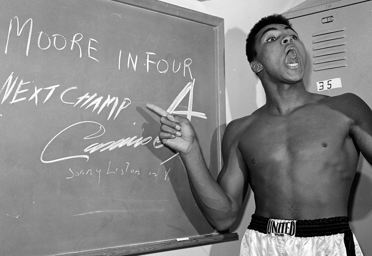 Si hablamos de boxeo, tenemos que hablar de Muhammad Ali, probablemente el mejor boxeador de la historia.