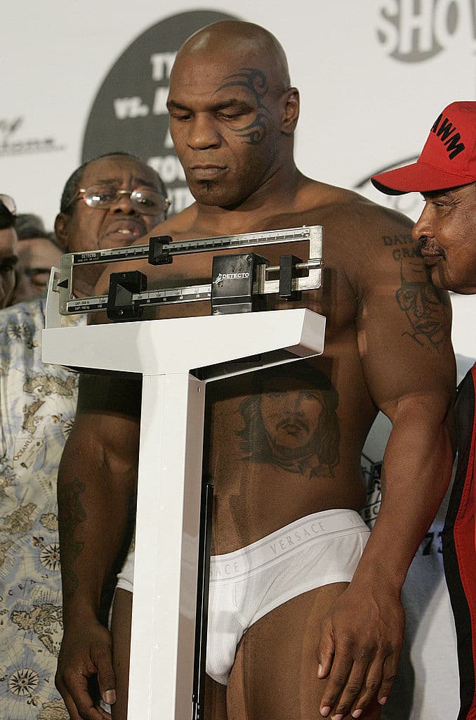 Steven Rogers y Craig Gillespie serán los productores ejecutivos de la serie.
<br>