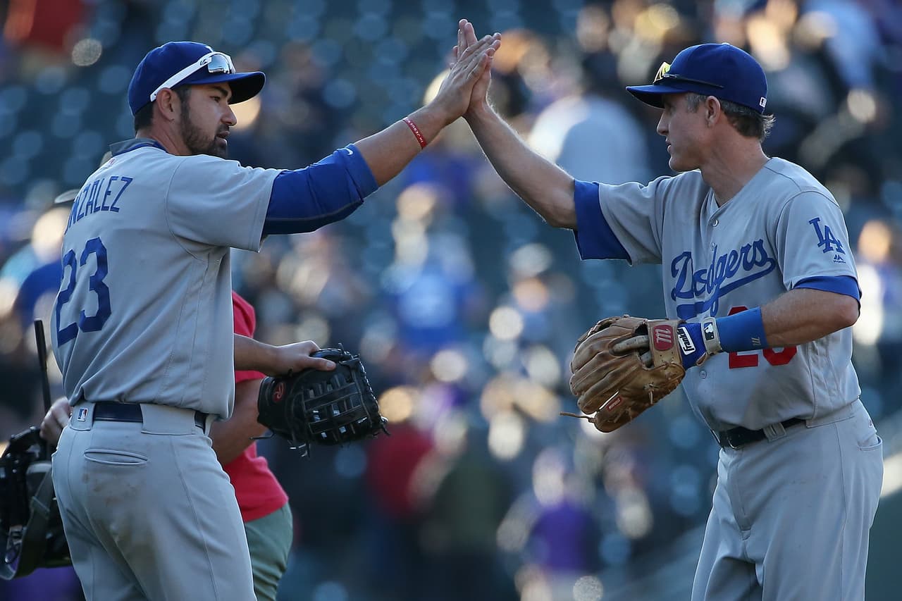 Con doble de Chase Utley, Dodgers derrotó a los Rockies