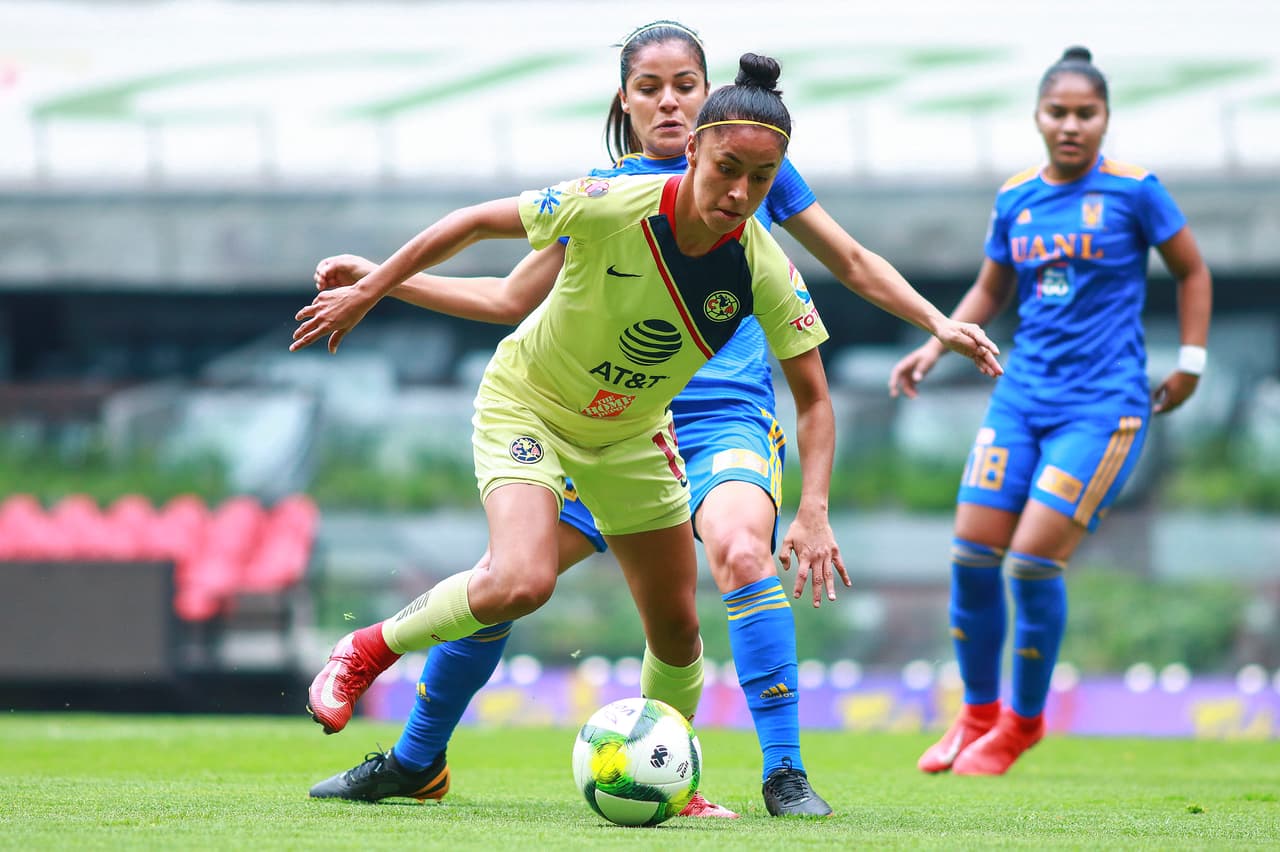 A pesar de su falta de contundencia las Azulcremas lograron encontrar el empate antes del cierre del primer tiempo.